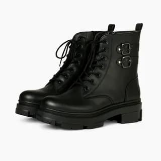 کفش بوت بنددار مشکی با زیره ضخیم